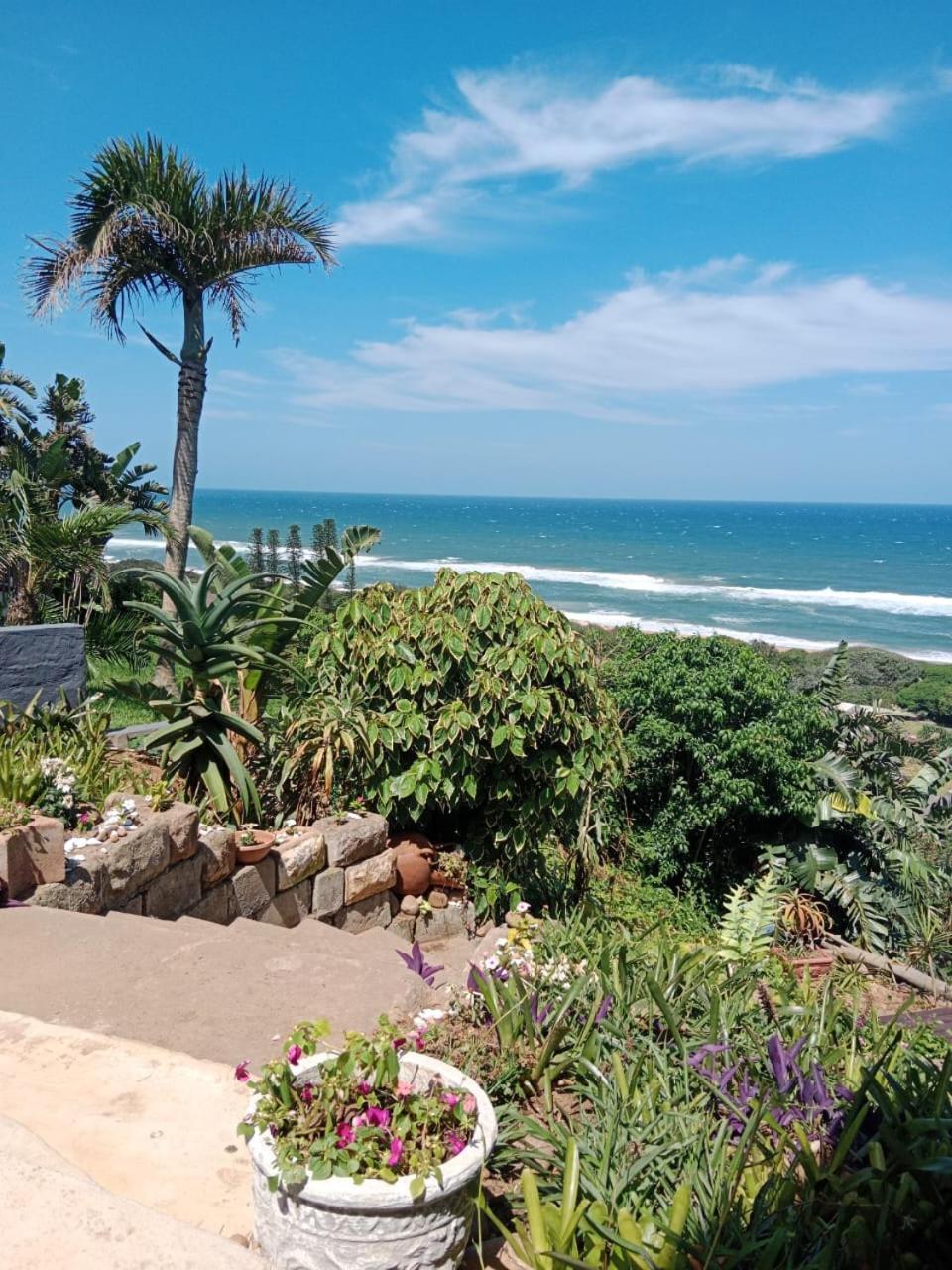 Bayview Guest House Amanzimtoti Bagian luar foto